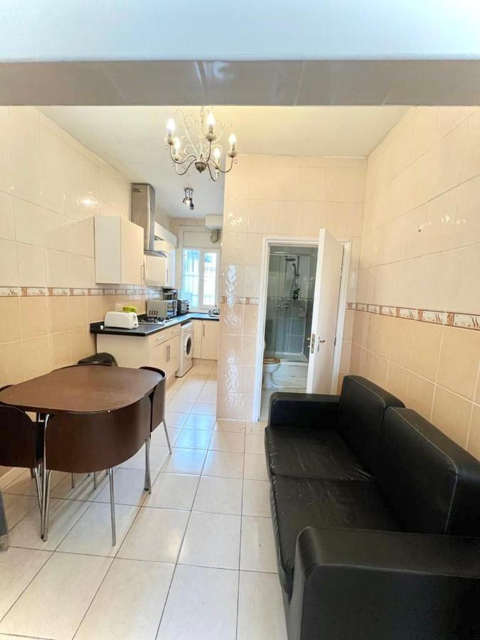 Stepney Green Holiday Apartment لندن المظهر الخارجي الصورة