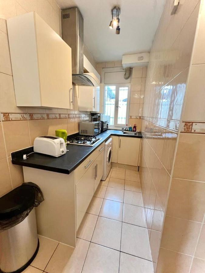 Stepney Green Holiday Apartment لندن المظهر الخارجي الصورة