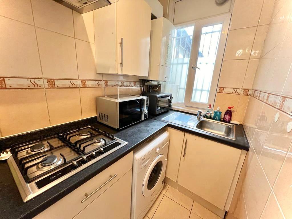 Stepney Green Holiday Apartment لندن المظهر الخارجي الصورة