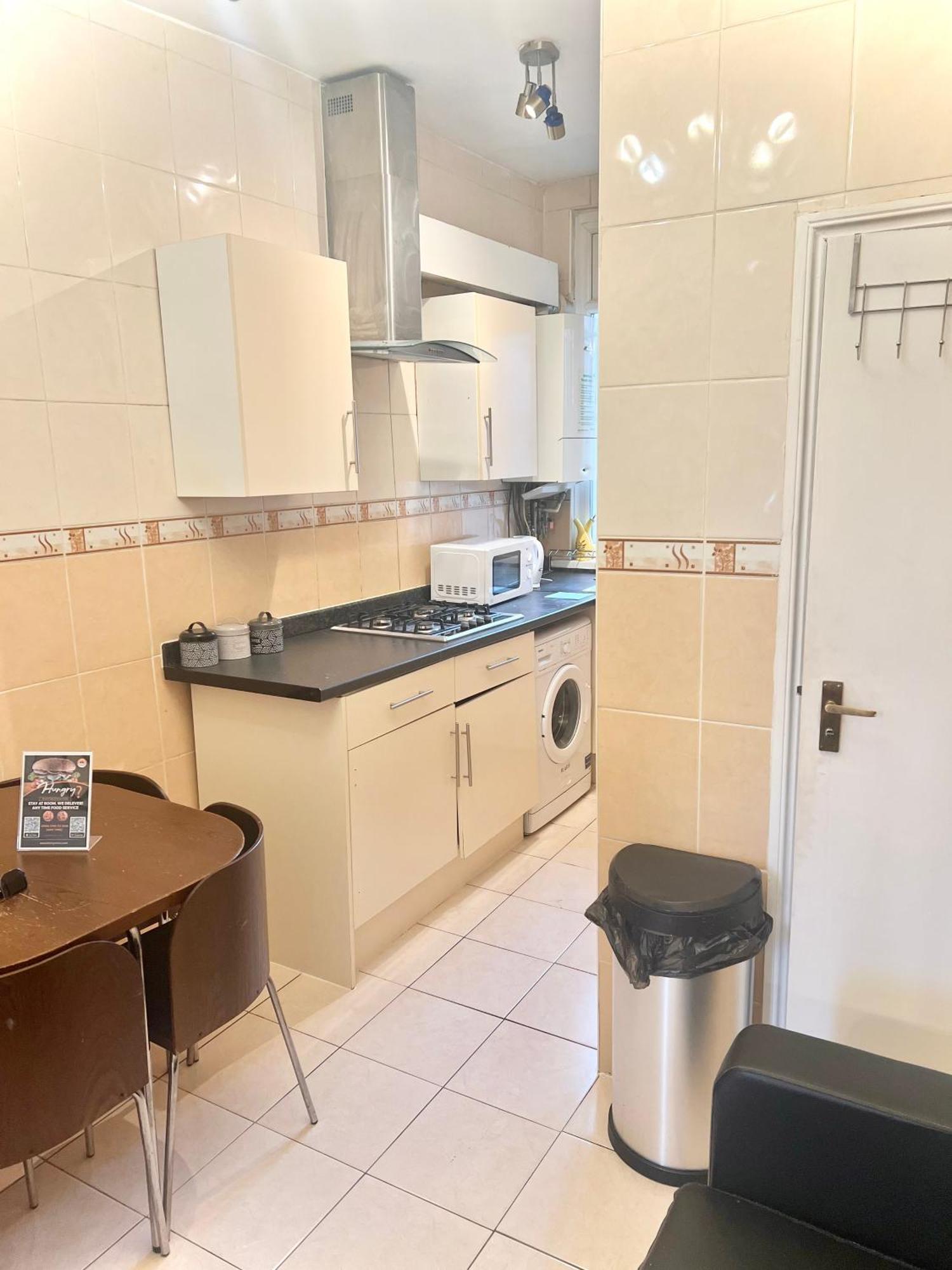 Stepney Green Holiday Apartment لندن المظهر الخارجي الصورة